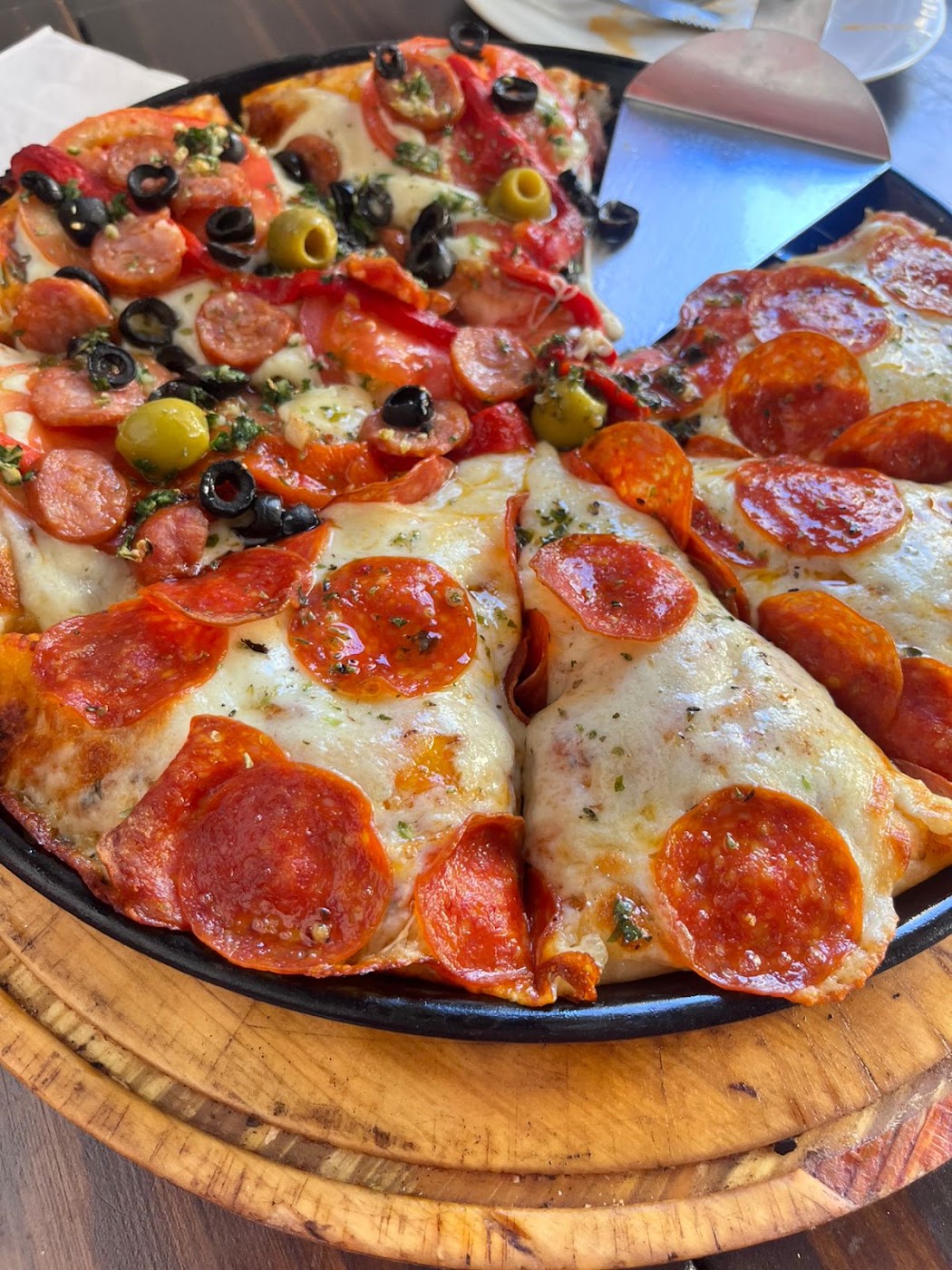 AIDA'S PIZZERIA