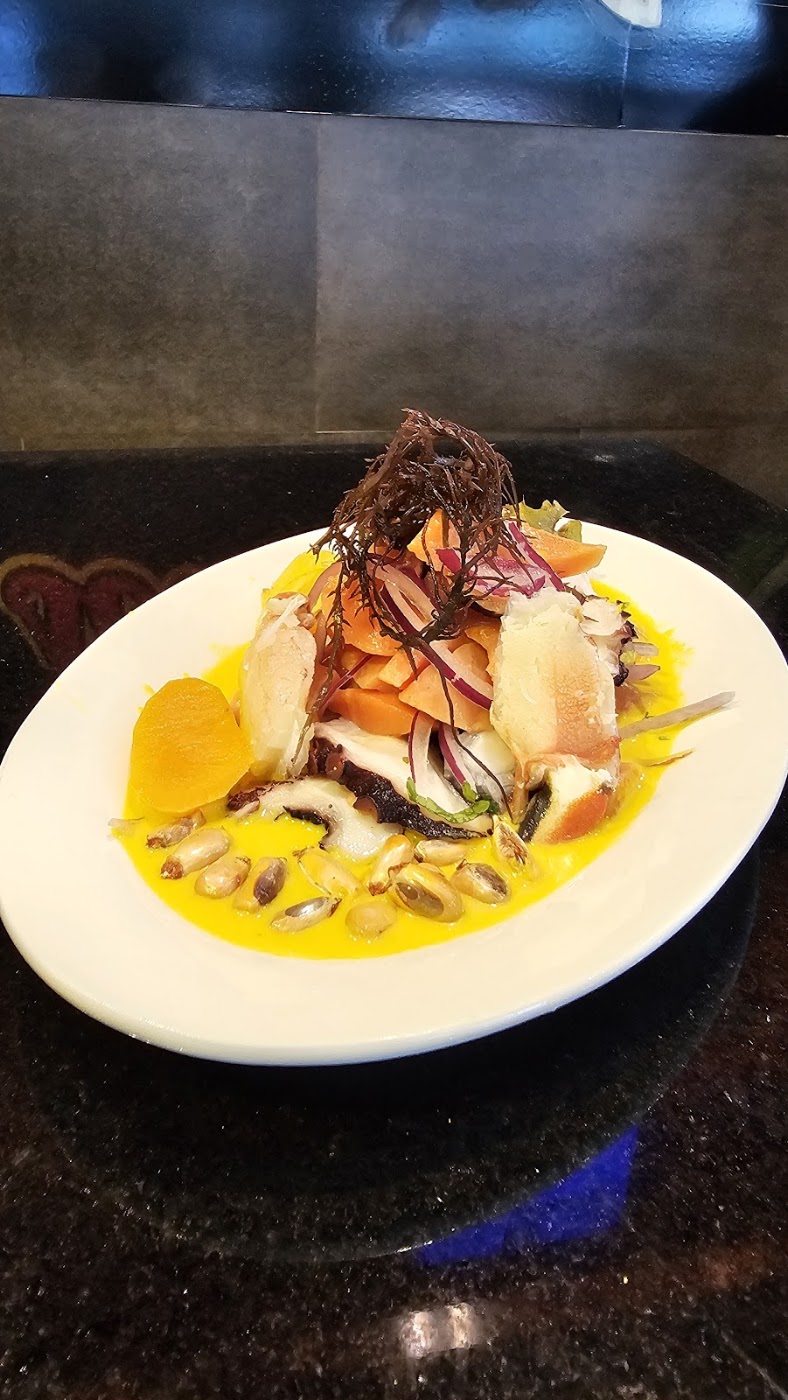 Cocina de Barrio – Comida Peruana