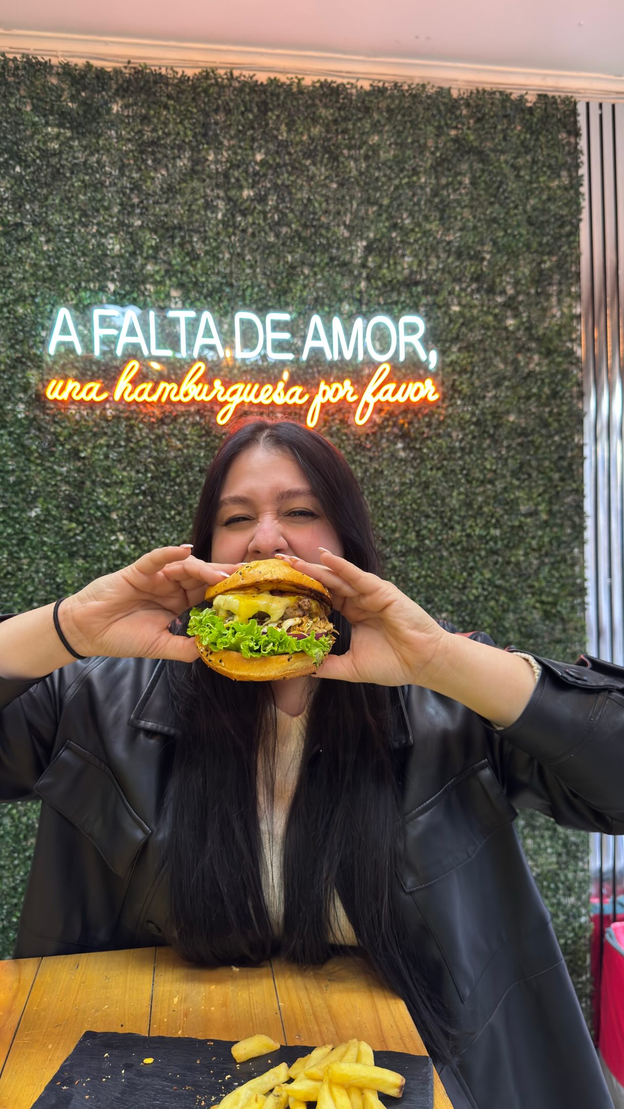 Date con Todo 