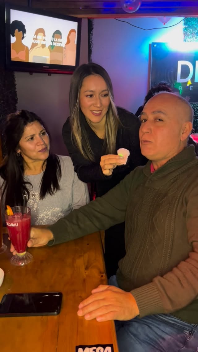 DEJAVU RESTOBAR