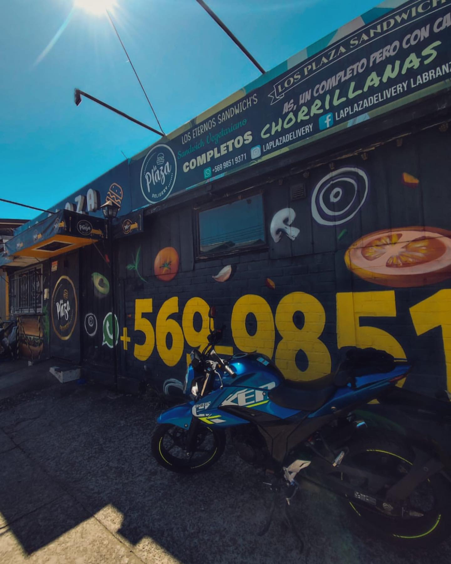 LA PLAZA DELIVERY